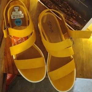 Women's Sandals